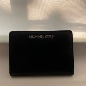 Michael Kors Jet Set Travel- Medium